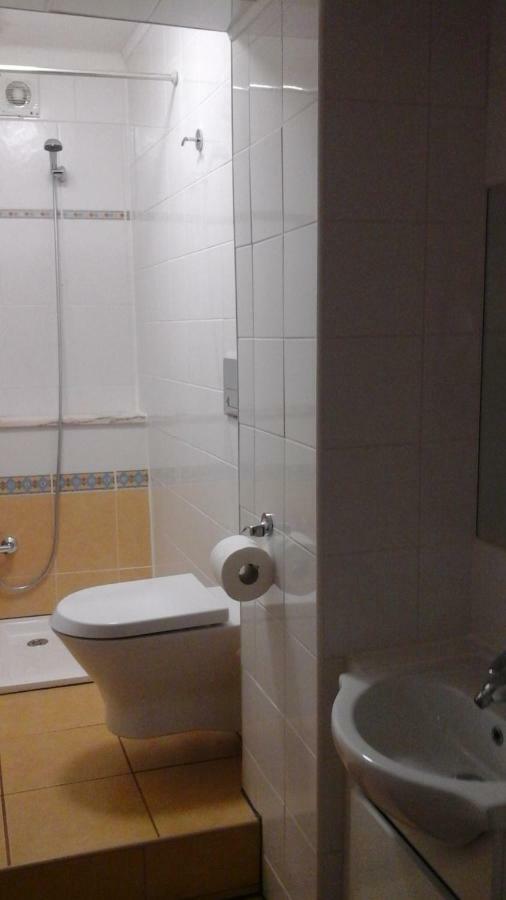 Rua Fancisco Barreto Quarto em Acomodações Particulares *